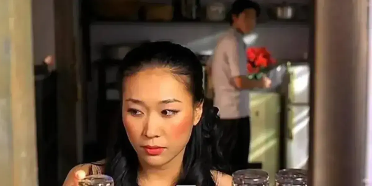 《爱的色放》_2001年韩国经典电影_朴在浩执导_未删减高清在线观看_中文字幕网盘资源~体验偷窥与禁忌之恋