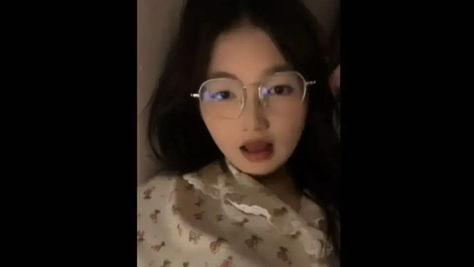 《困困兔》VLOG第二季4K无删减-《困困兔》闺蜜互动超吸睛-高清全季资源免费分享-最新同步更新