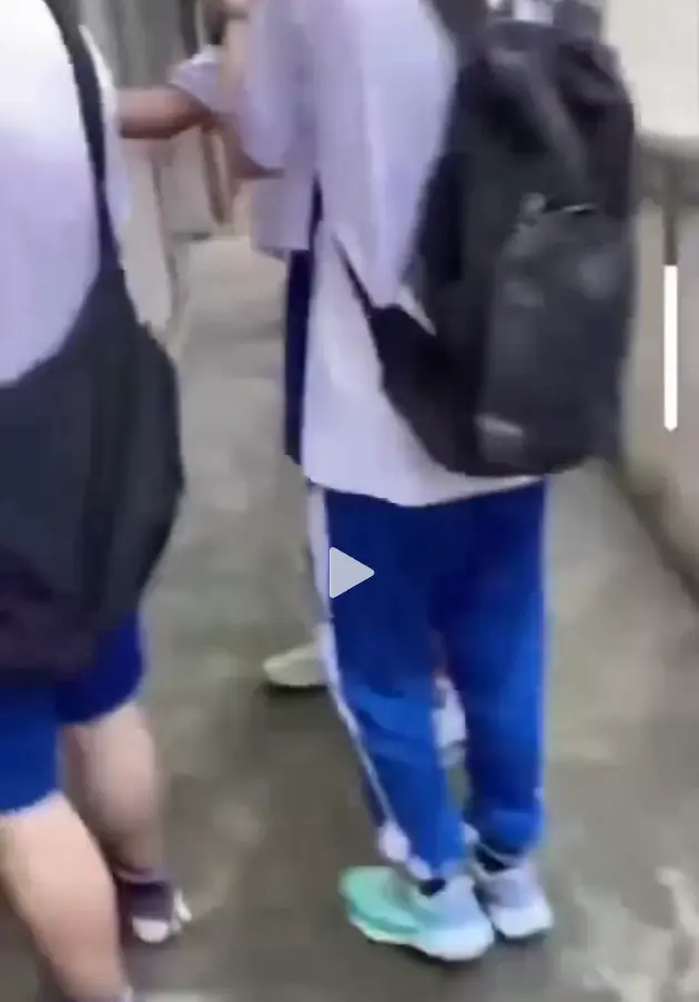 《大昌市第七中学鬼敲门》走廊惊魂，蓝光高清在线看，大昌市第七中学鬼敲门事件全集无广告1080P超清播放