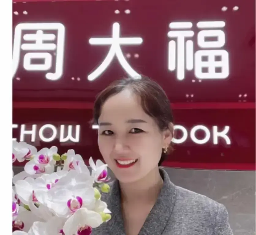 直击《盐城周大福一拖三事件》射阳门店现场！周大福一拖三事件全记录，高清视频免费看