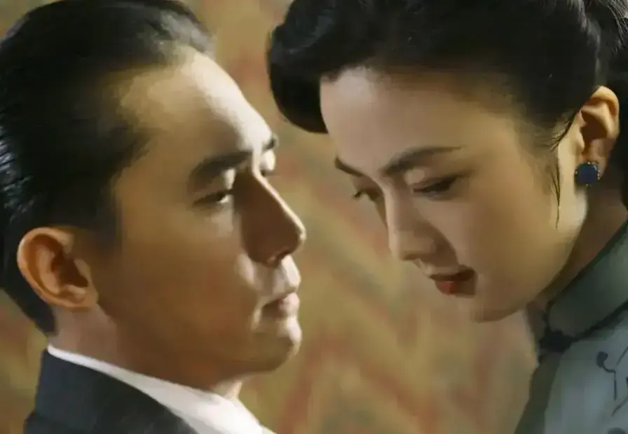 《色戒》电影免费在线观看，高清无删减《色戒》完整版，4K修复画质畅享极致观影体验-VS影院